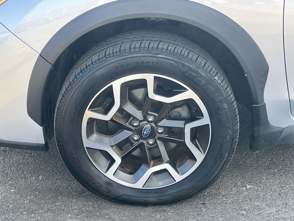 Thumbnail: 2017 Subaru Crosstrek - 8