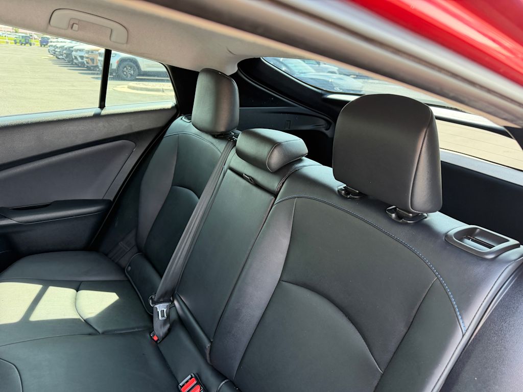 Thumbnail: 2017 Toyota Prius - 9
