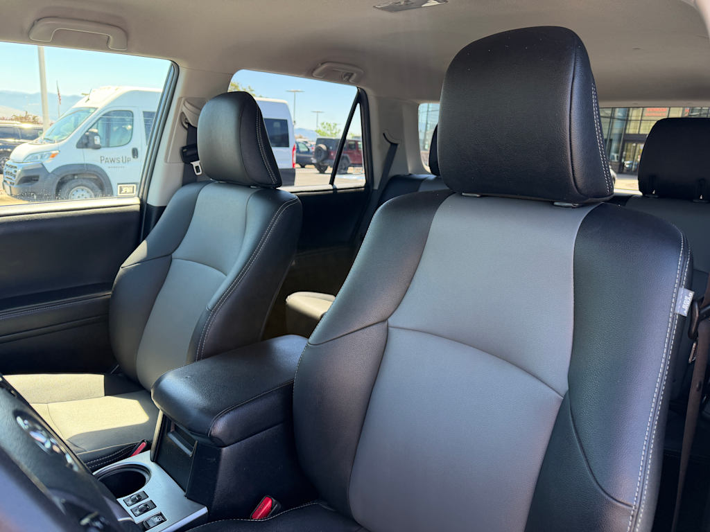 Thumbnail: 2020 Toyota 4Runner - 7