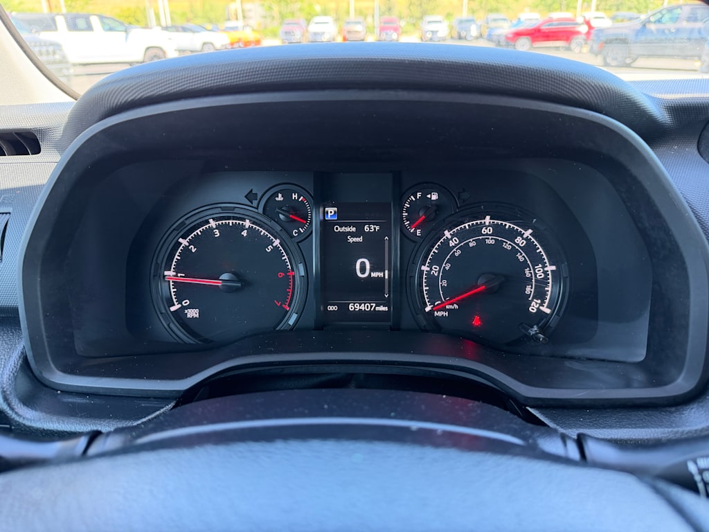 Thumbnail: 2020 Toyota 4Runner - 12