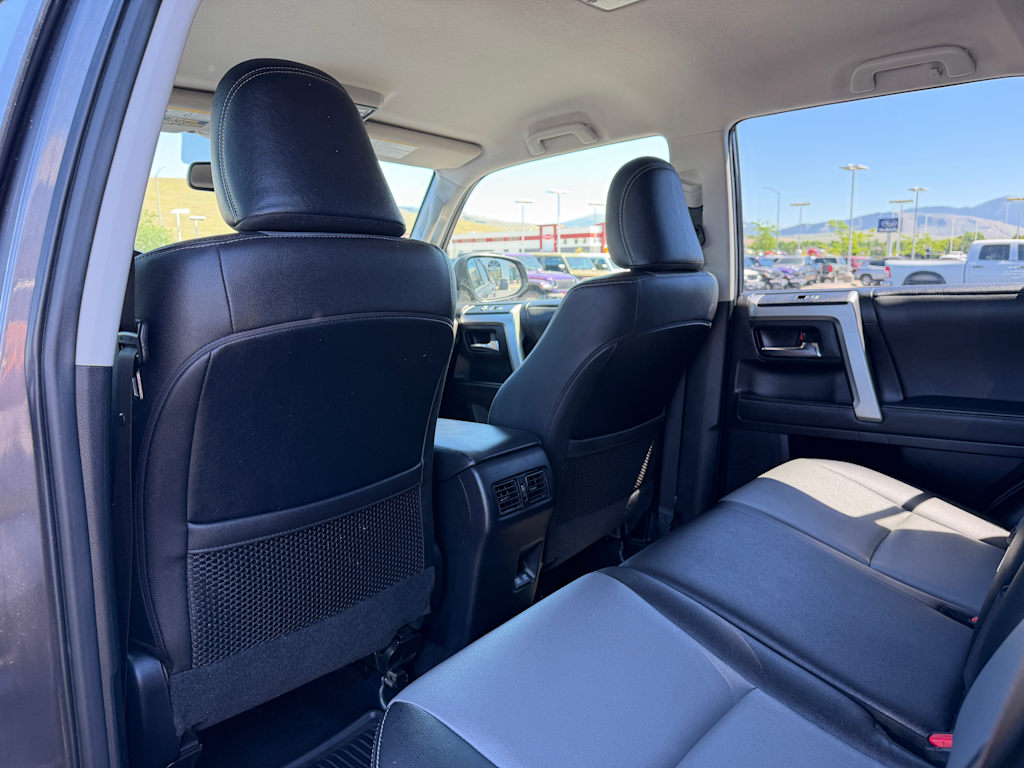 Thumbnail: 2020 Toyota 4Runner - 29