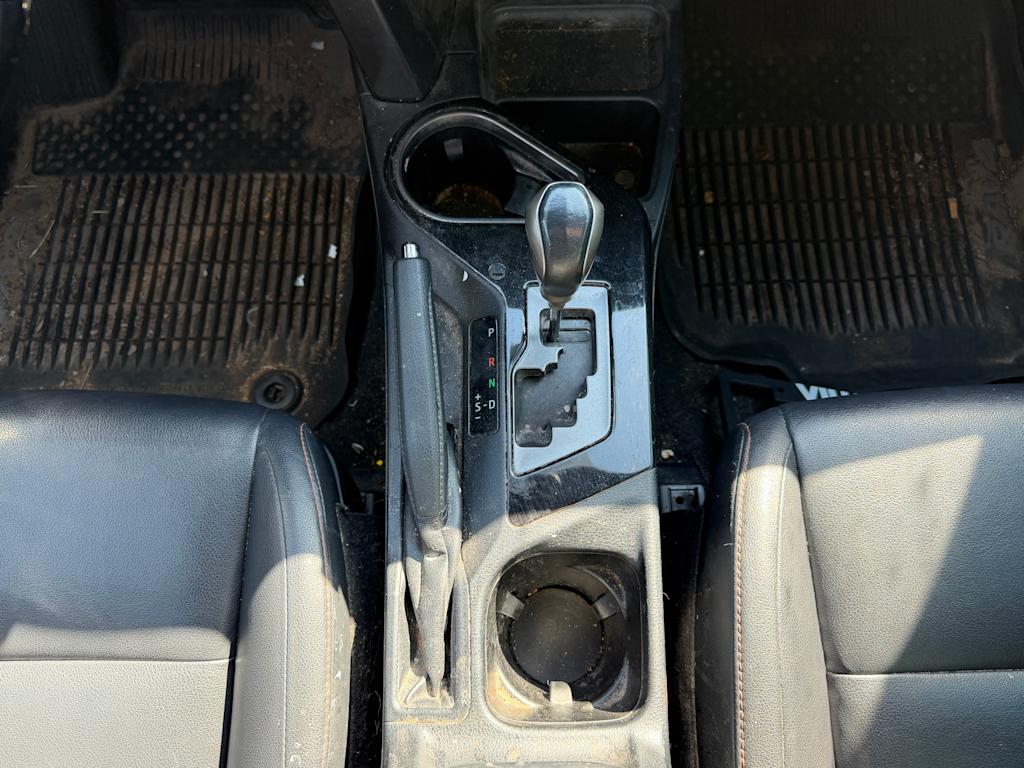 Thumbnail: 2018 Toyota RAV4 - 22