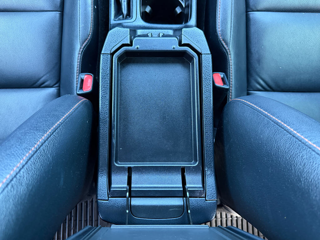 Thumbnail: 2018 Toyota RAV4 - 10