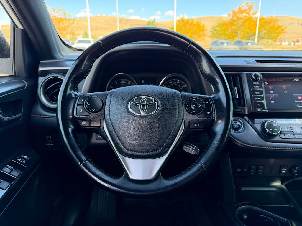 Thumbnail: 2018 Toyota RAV4 - 7