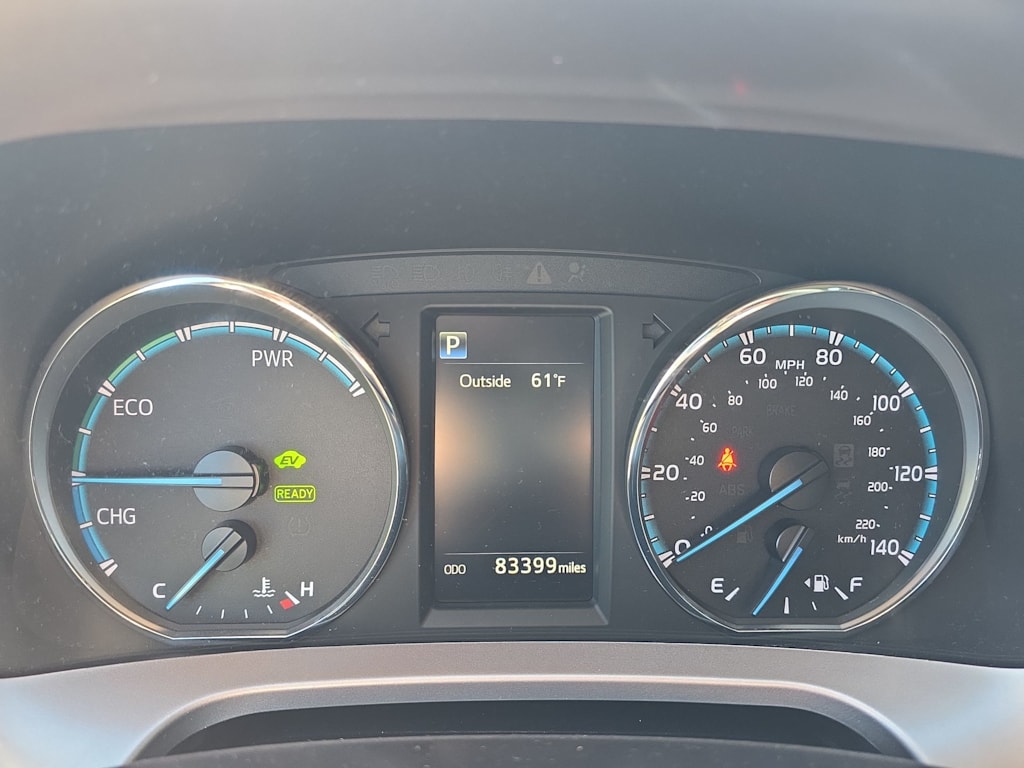 Thumbnail: 2018 Toyota RAV4 - 17