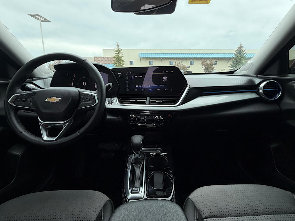 Thumbnail: 2024 Chevrolet Trax - 10