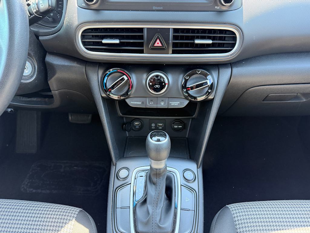 Thumbnail: 2020 Hyundai Kona - 10