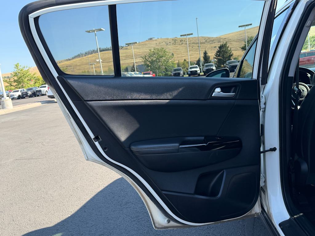 Thumbnail: 2021 Kia Sportage - 24