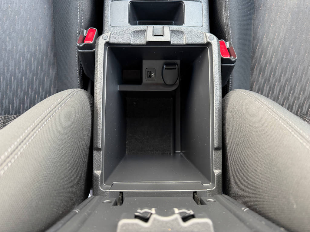 Thumbnail: 2018 Nissan Rogue - 8