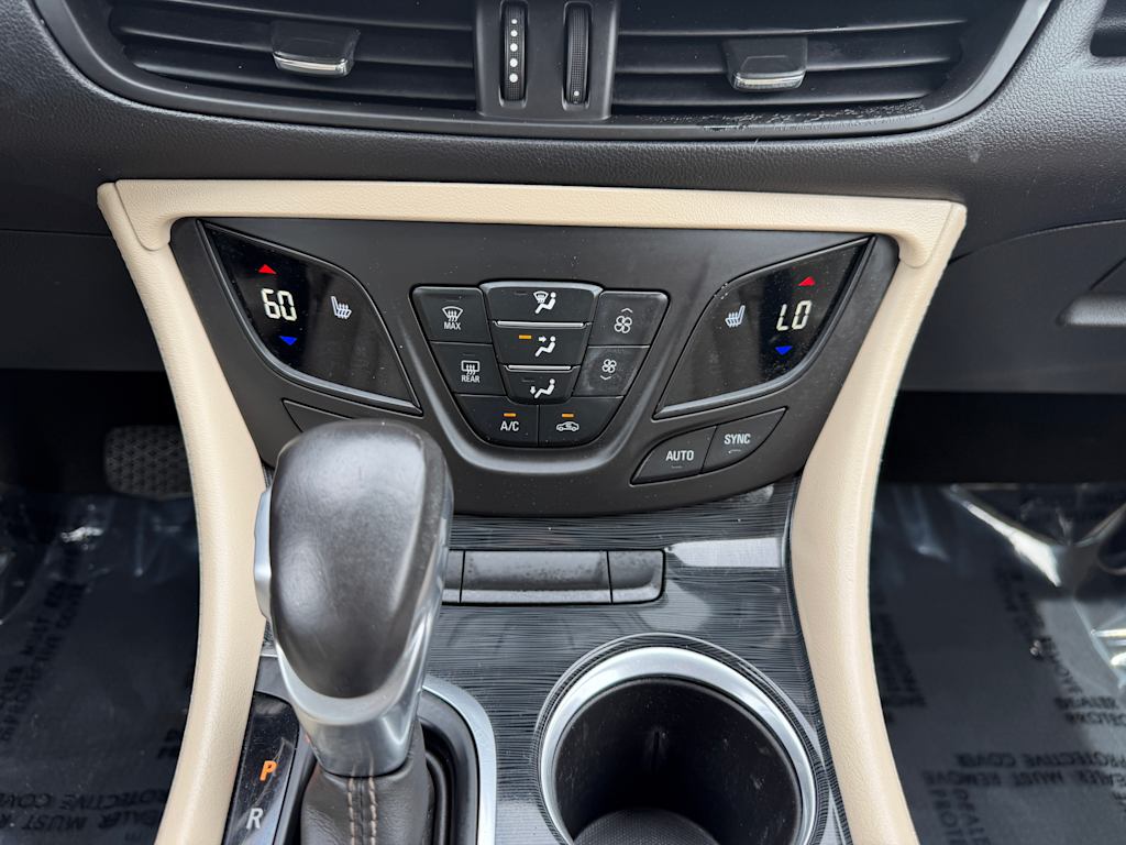 Thumbnail: 2018 Buick Envision - 18