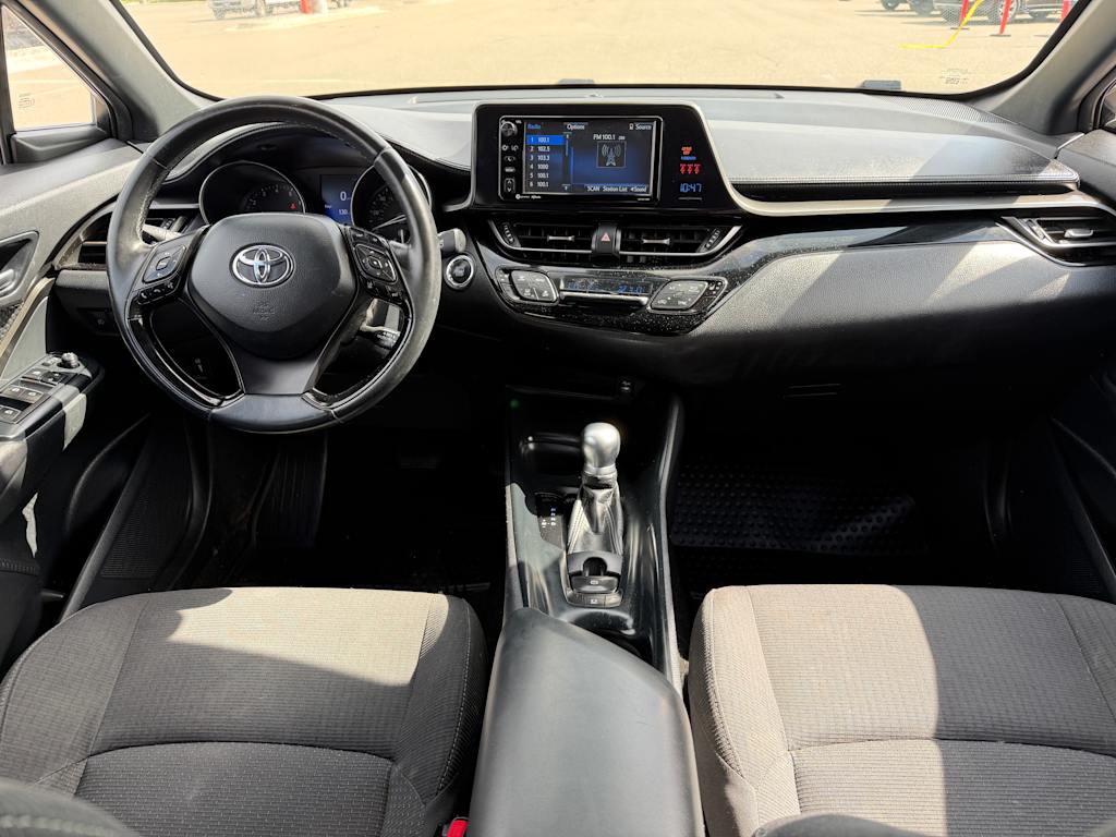 Thumbnail: 2018 Toyota C-HR - 2