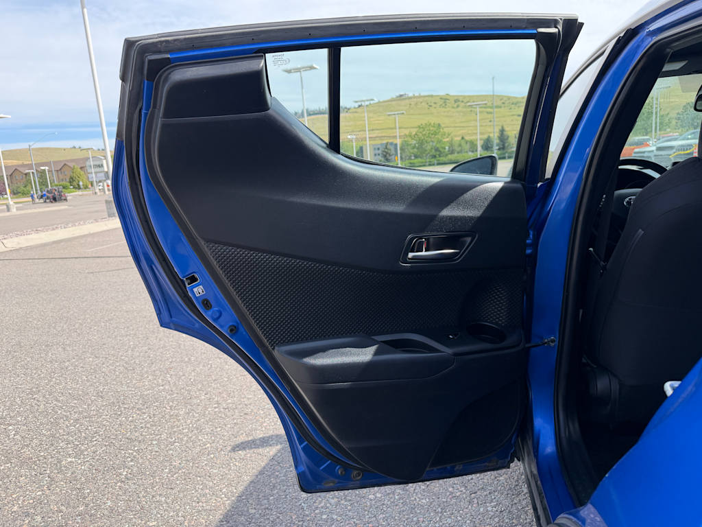 Thumbnail: 2018 Toyota C-HR - 22