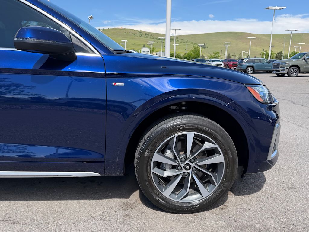 Thumbnail: 2022 Audi Q5 - 6