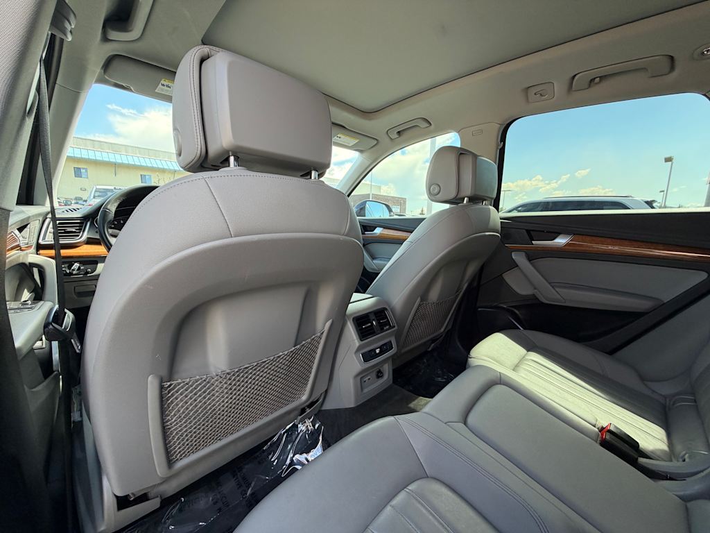 Thumbnail: 2022 Audi Q5 - 28