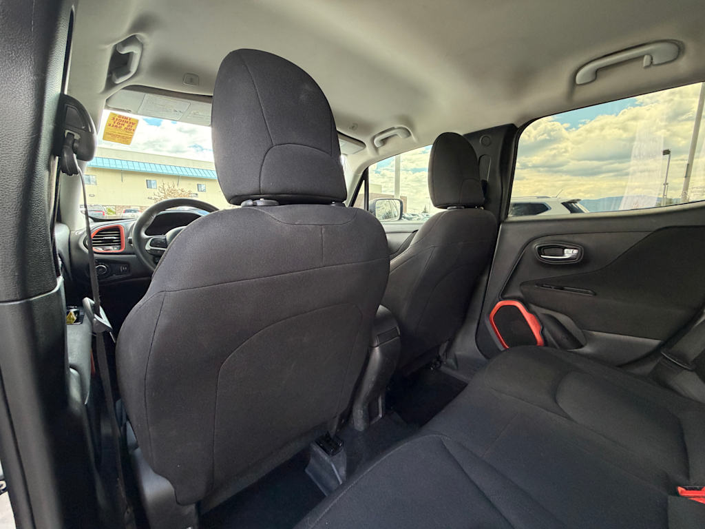 Thumbnail: 2018 Jeep Renegade - 26