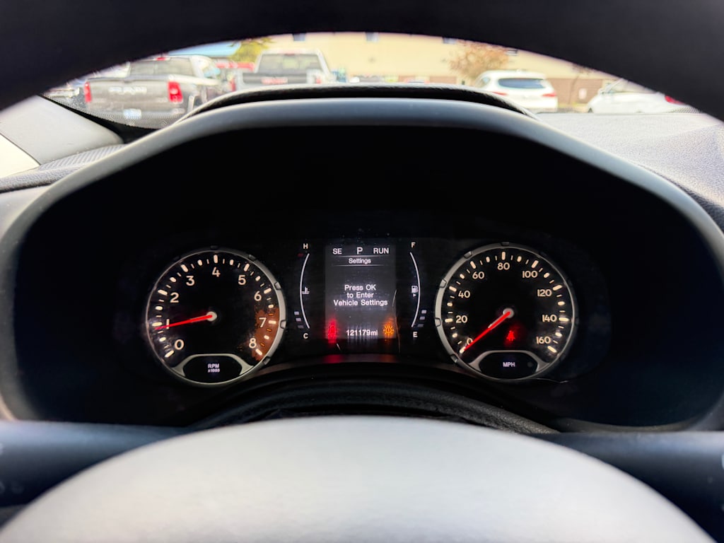Thumbnail: 2018 Jeep Renegade - 15