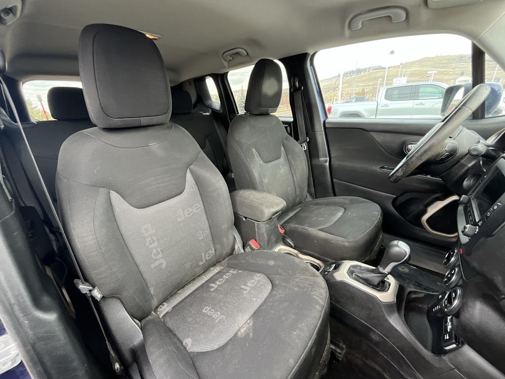 Thumbnail: 2017 Jeep Renegade - 21