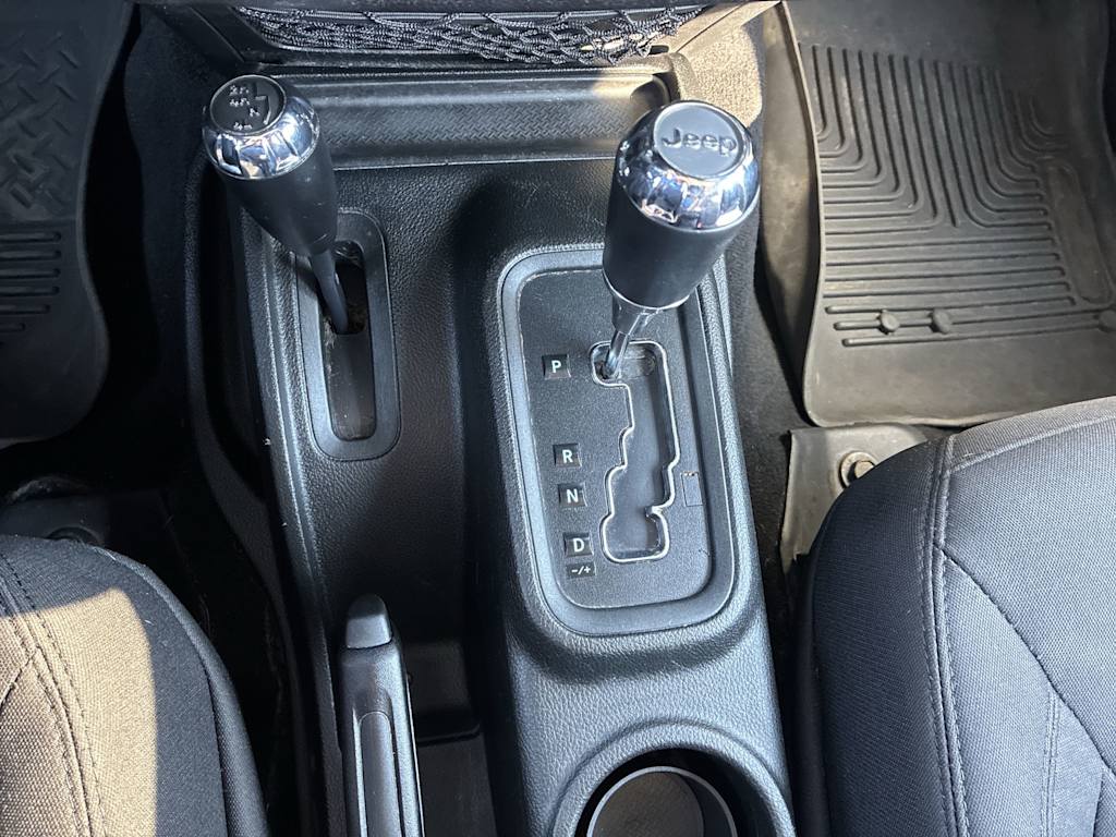 Thumbnail: 2018 Jeep Wrangler - 11