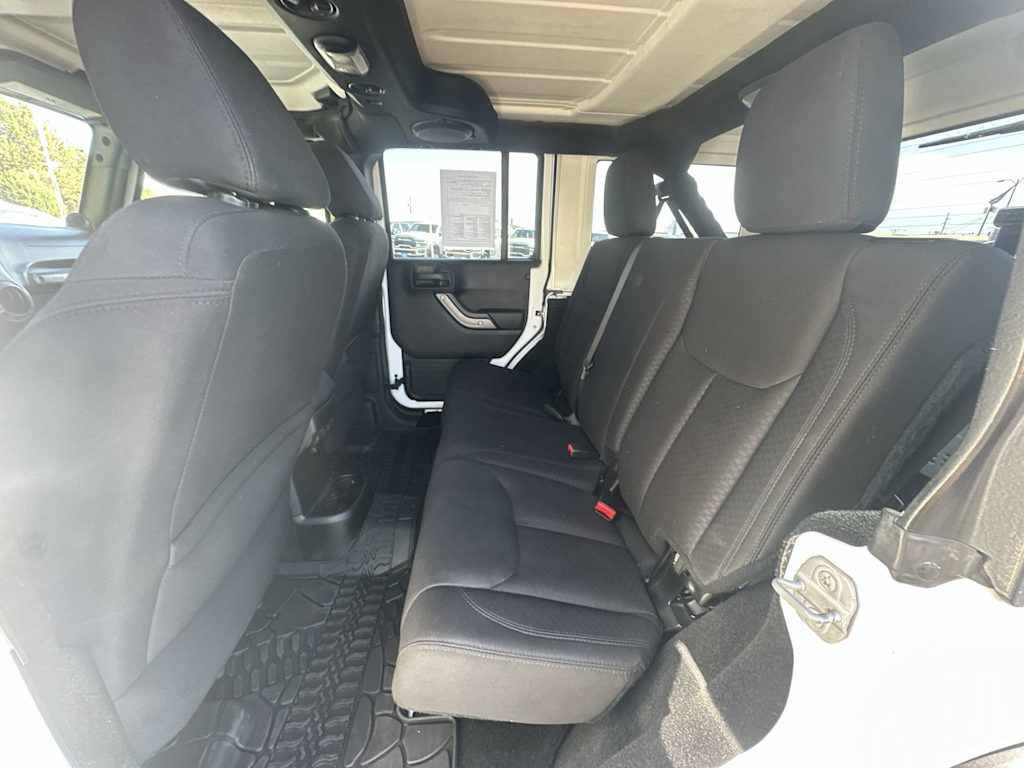 Thumbnail: 2014 Jeep Wrangler - 9