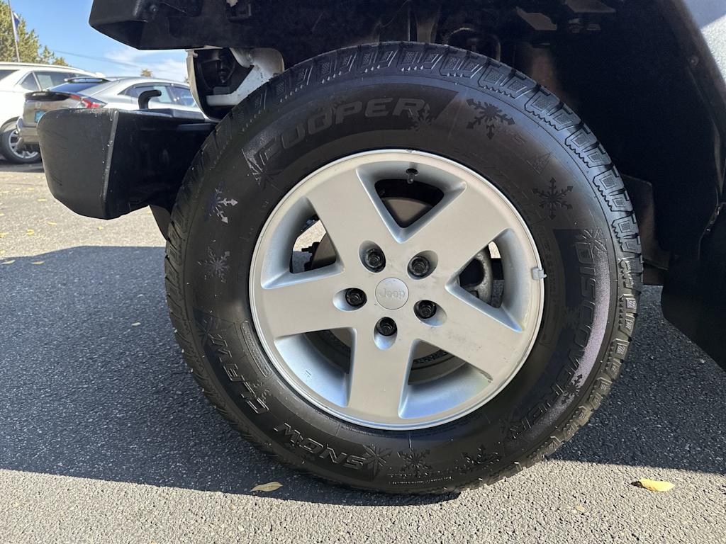 Thumbnail: 2014 Jeep Wrangler - 6