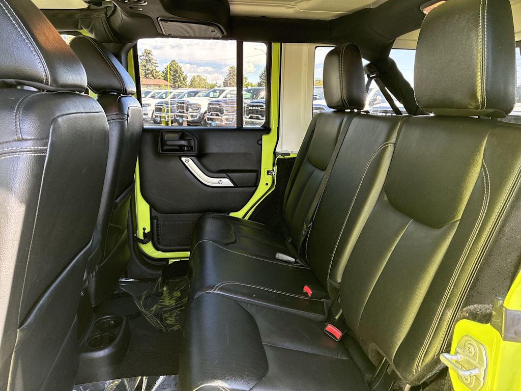 Thumbnail: 2016 Jeep Wrangler - 9
