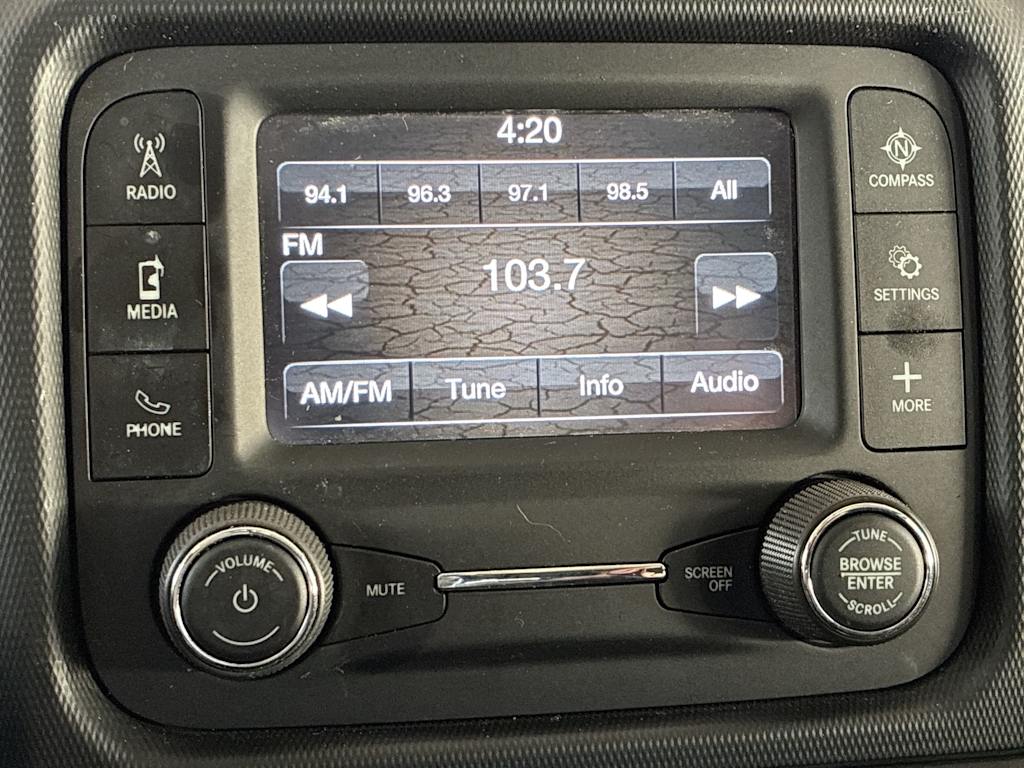 Thumbnail: 2019 Jeep Wrangler - 10