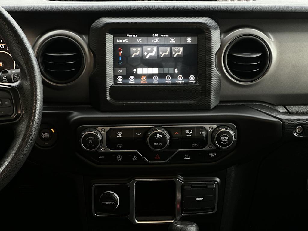 Thumbnail: 2023 Jeep Wrangler - 21