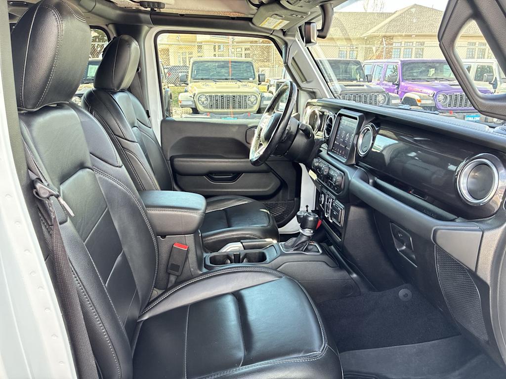 Thumbnail: 2021 Jeep Wrangler - 7
