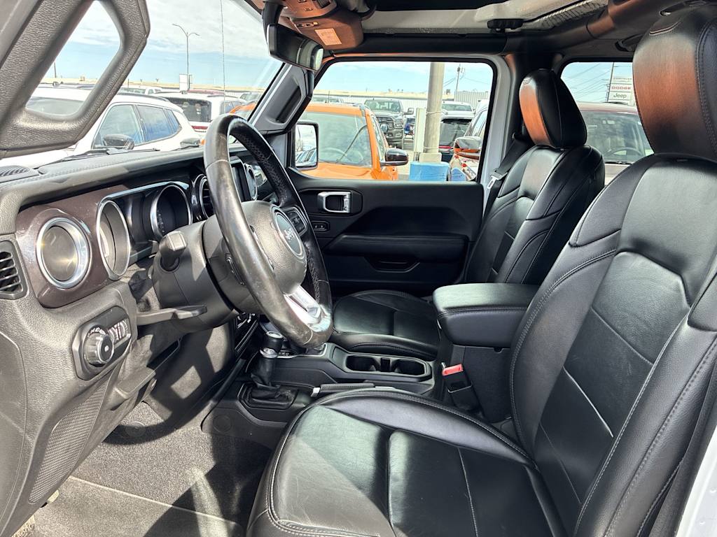 Thumbnail: 2021 Jeep Wrangler - 6