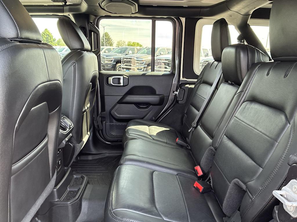 Thumbnail: 2021 Jeep Wrangler - 9