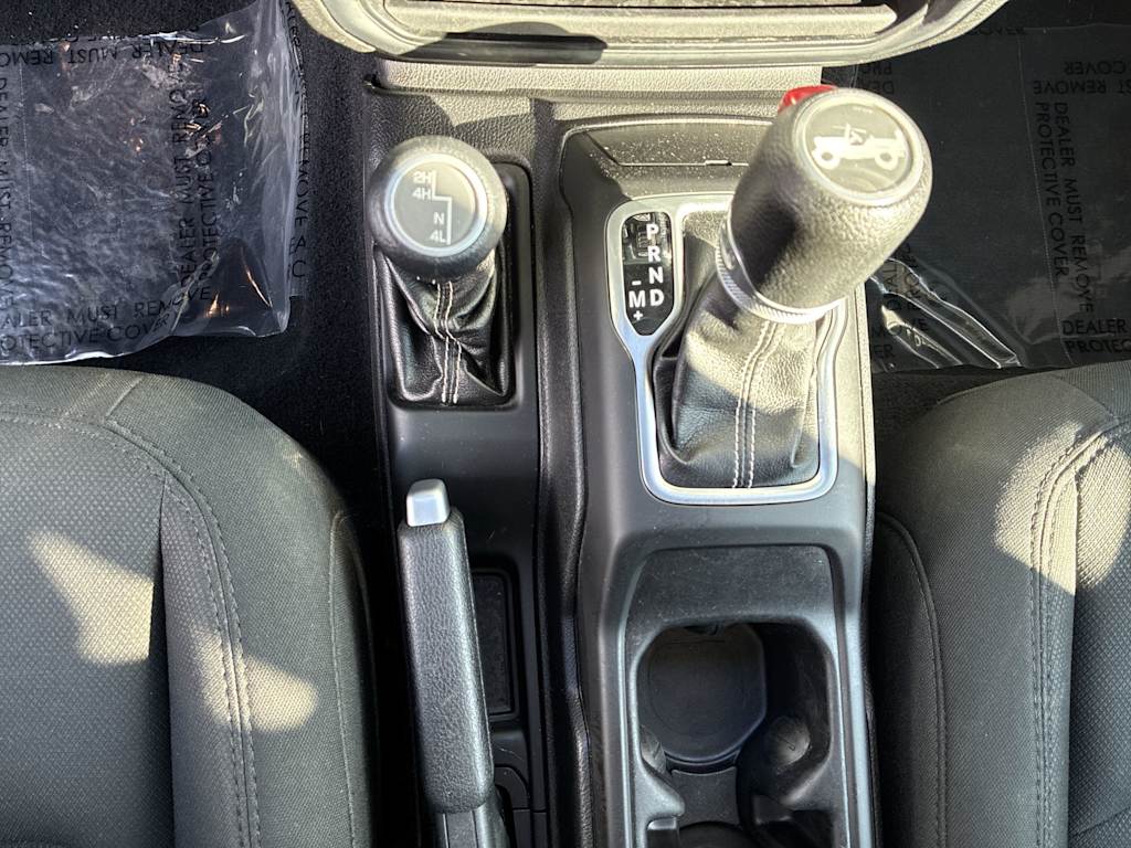 Thumbnail: 2019 Jeep Wrangler - 13