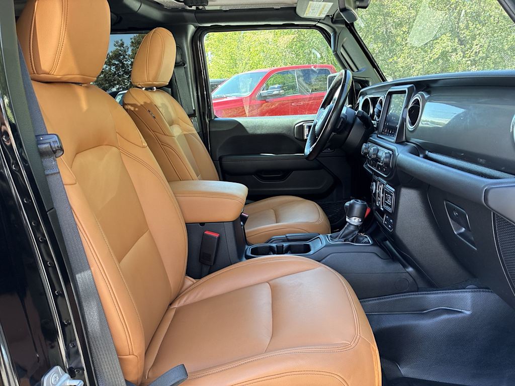 Thumbnail: 2022 Jeep Wrangler - 9