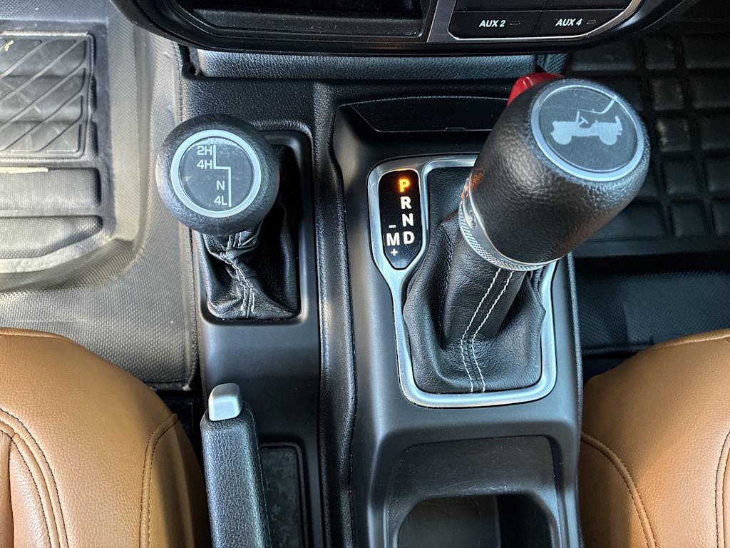 Thumbnail: 2022 Jeep Wrangler - 12