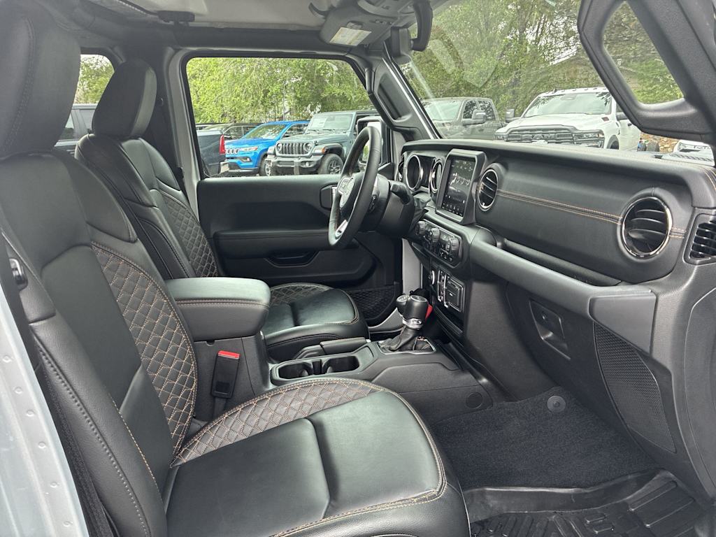 Thumbnail: 2023 Jeep Wrangler - 9