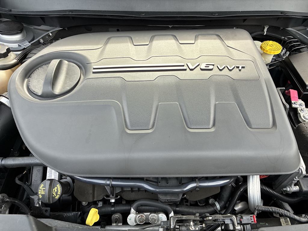 Thumbnail: 2016 Jeep Cherokee - 7