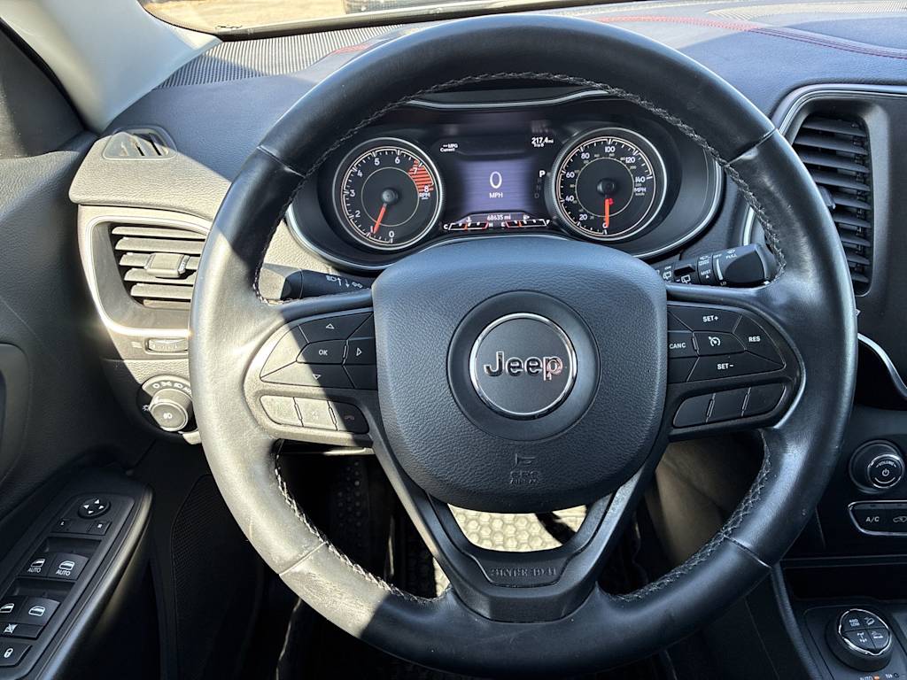 Thumbnail: 2020 Jeep Cherokee - 2