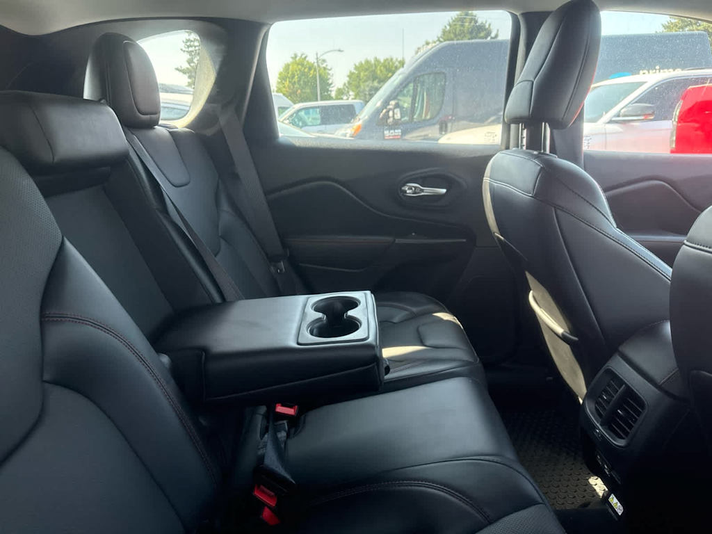Thumbnail: 2021 Jeep Cherokee - 5