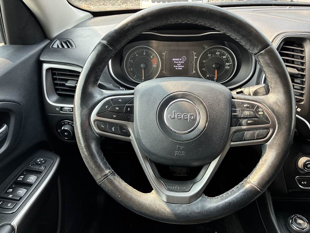 Thumbnail: 2019 Jeep Cherokee - 2