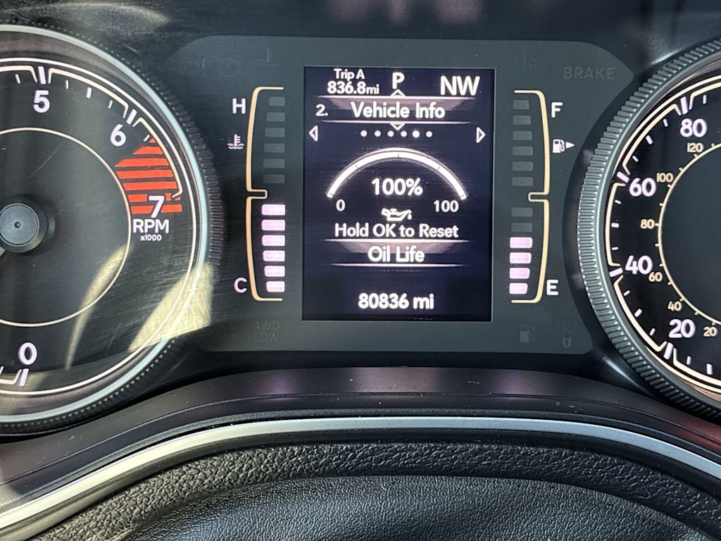 Thumbnail: 2021 Jeep Cherokee - 13