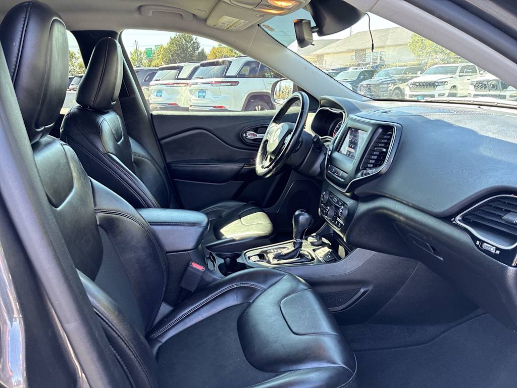 Thumbnail: 2021 Jeep Cherokee - 9