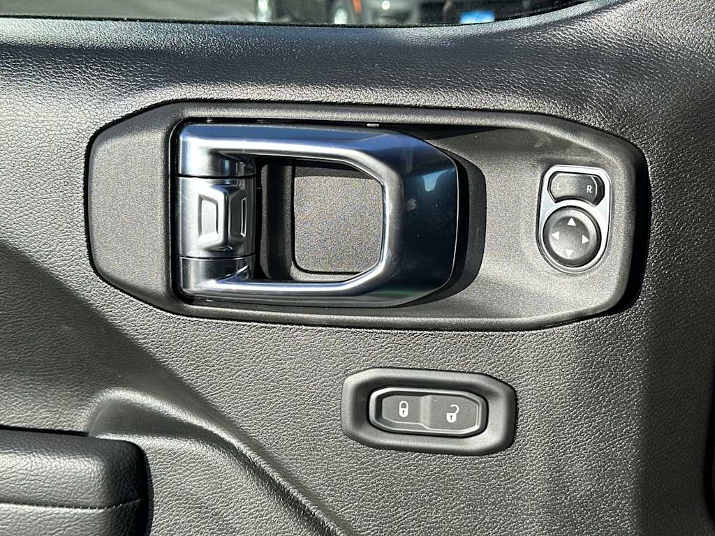 Thumbnail: 2026 Jeep Wrangler - 20