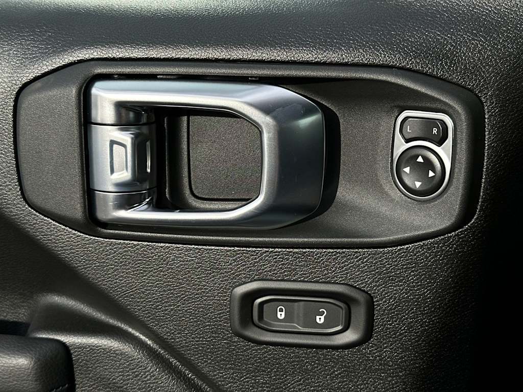 Thumbnail: 2026 Jeep Wrangler - 20