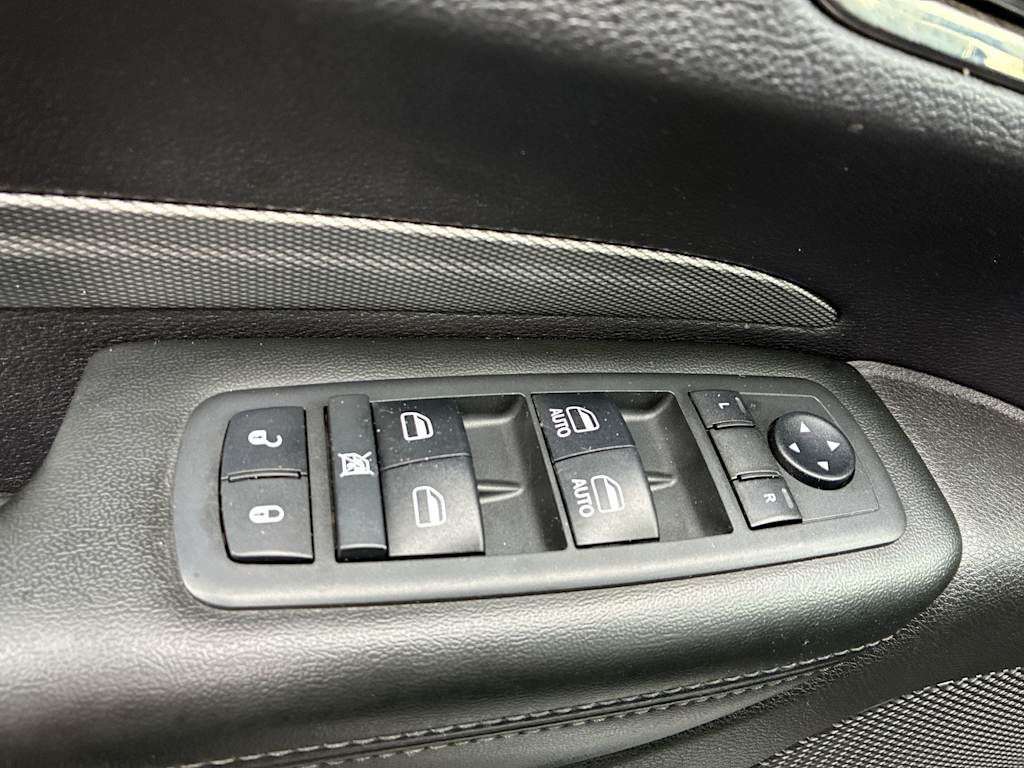 Thumbnail: 2018 Dodge Durango - 21