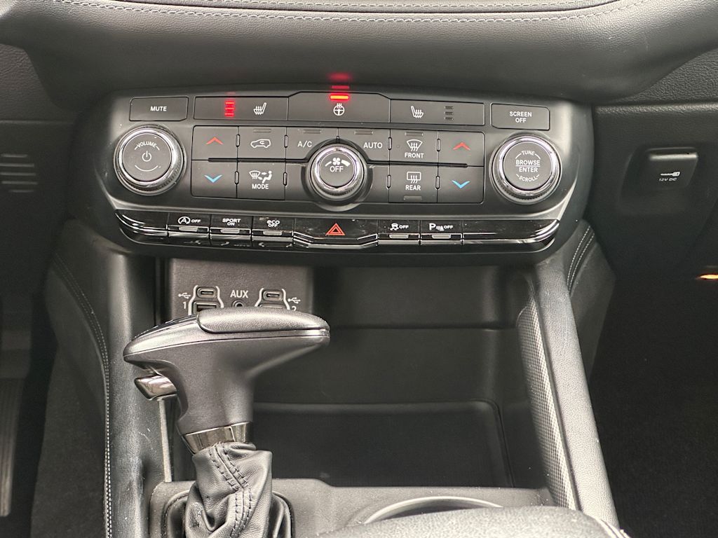 2022 Dodge Durango GT 14