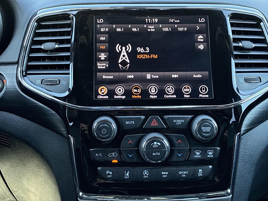 Thumbnail: 2020 Jeep Grand Cherokee - 12