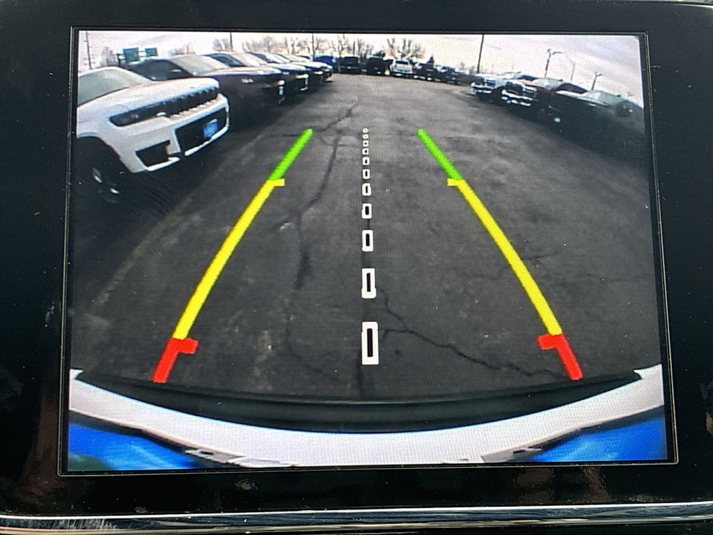 Thumbnail: 2022 Jeep Grand Cherokee - 25