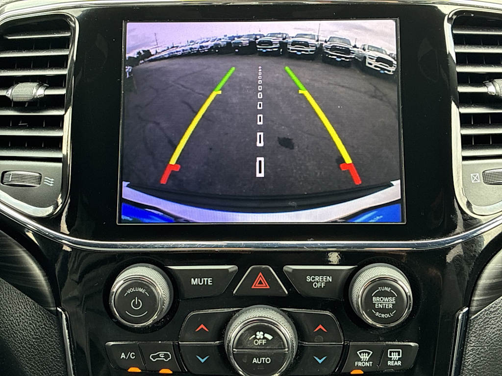 Thumbnail: 2021 Jeep Grand Cherokee - 25