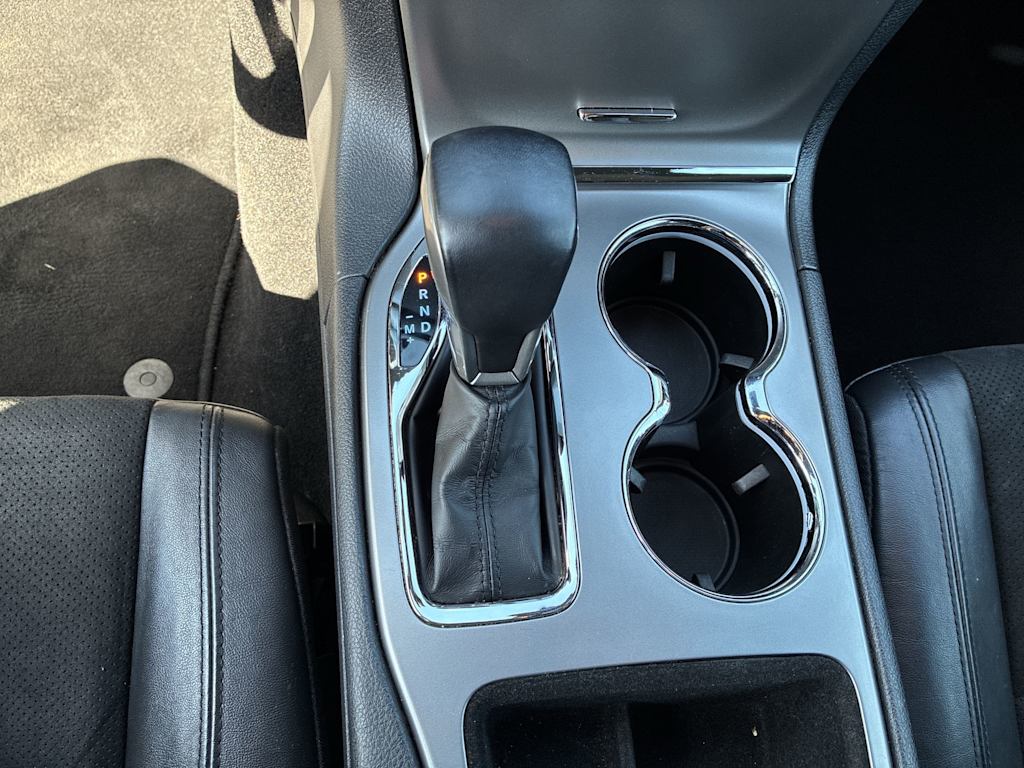 Thumbnail: 2021 Jeep Grand Cherokee - 12