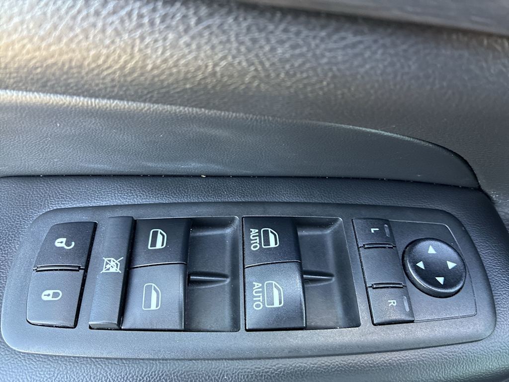 Thumbnail: 2018 Jeep Grand Cherokee - 21