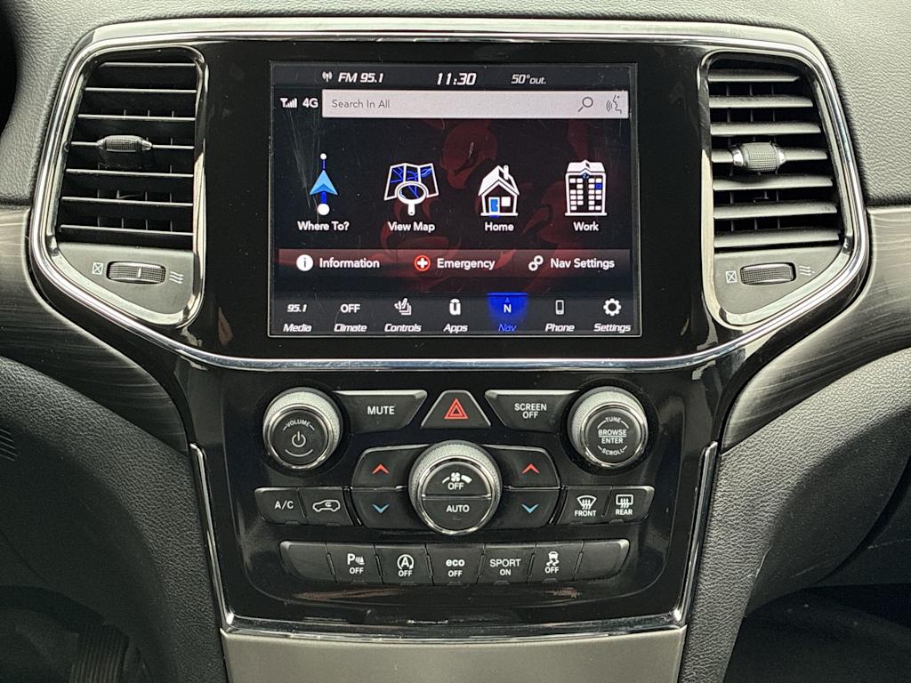 Thumbnail: 2022 Jeep Grand Cherokee - 23